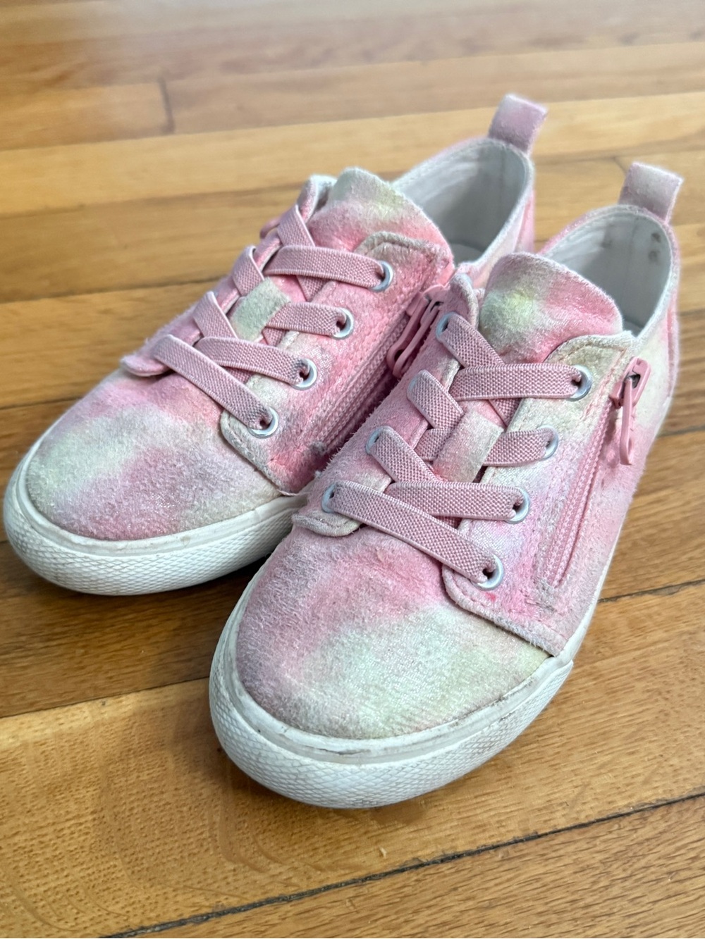 Girls' Lucian Tie-Dye Cat & Jack Size 12 Sneakers Preowned Clean